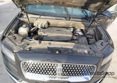 2019 Lincoln Nautilus Reserve z USA, uszkodzony, nr VIN 2LMPJ8LP6KBL67487